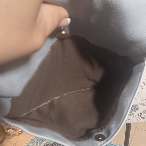 Zippered Light Blue Crossbody Bag - Picture 10 of 11